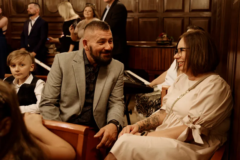 Planowanie stołów na ślubie