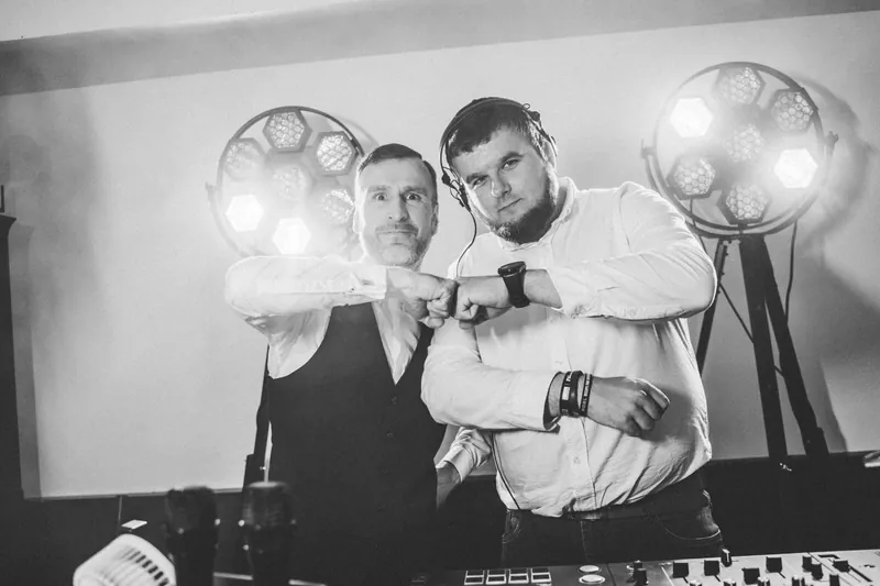 Oświetlenie na ślubie — co warto wiedzieć